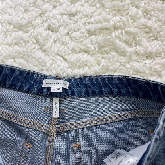 Good American Good Vintage Straight Leg Jeans - Picture 6 of 7